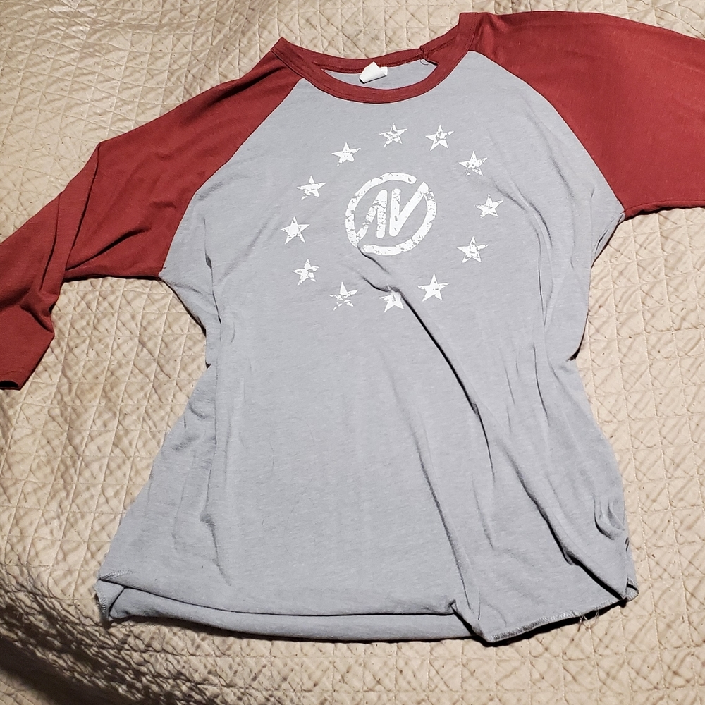 NUTRAone 3 quarter sleeve xl Red maroon